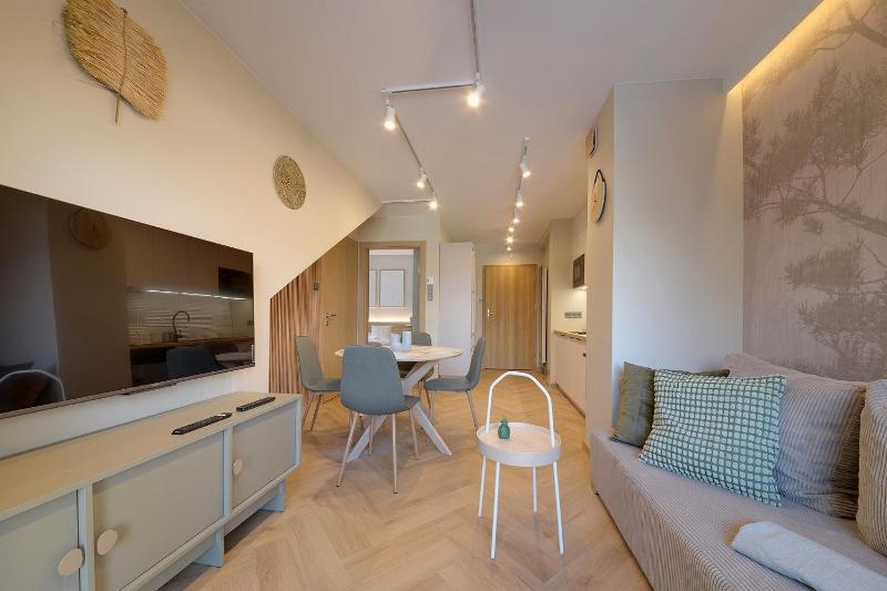 Beżowy Apartament Sun Seasons 24 w Szklarskiej Porębie z Wanną by Noclegi Renters - image 6