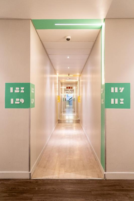 Mojo Hotel & Market - image 16