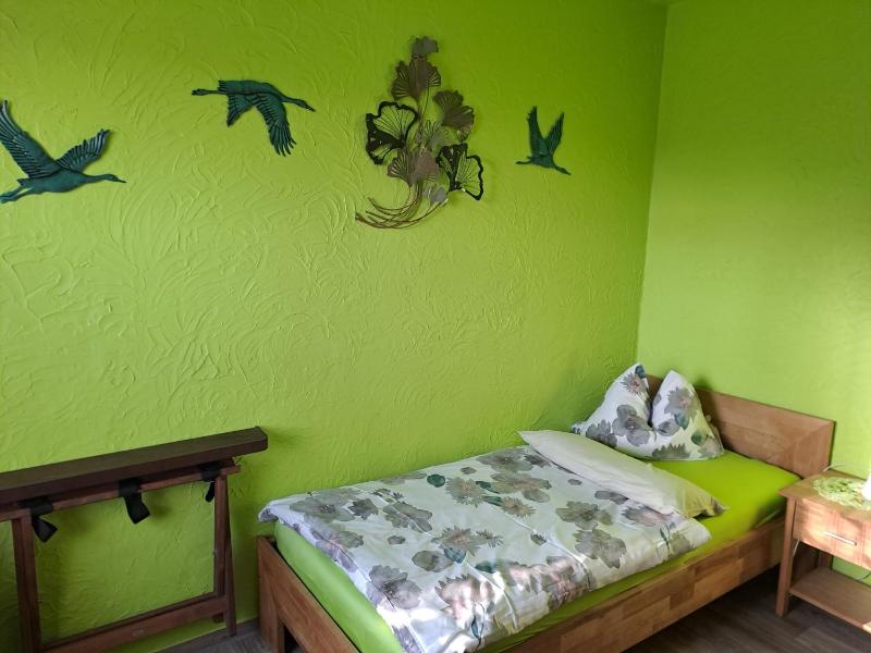 Single Room with Bathroom image 3