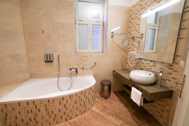 Boutique Hotel Ambiente ****+ - image 27