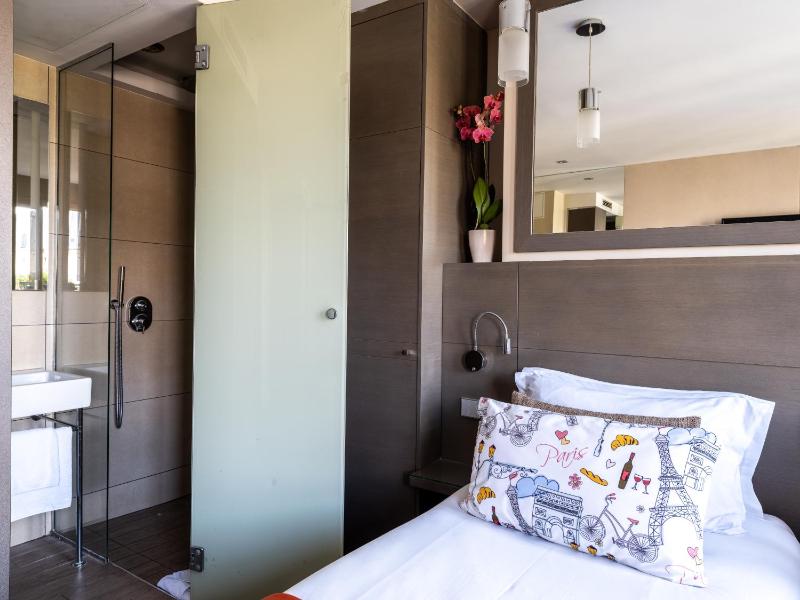 Design Executive Room image 4