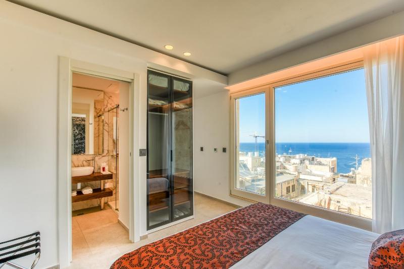 The Capital Boutique Hotel - image 8