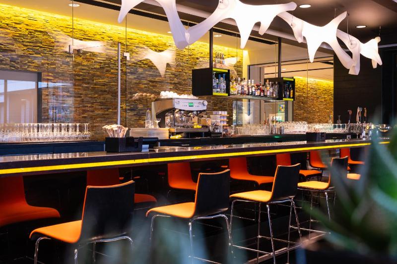Novotel Amsterdam City - image 13