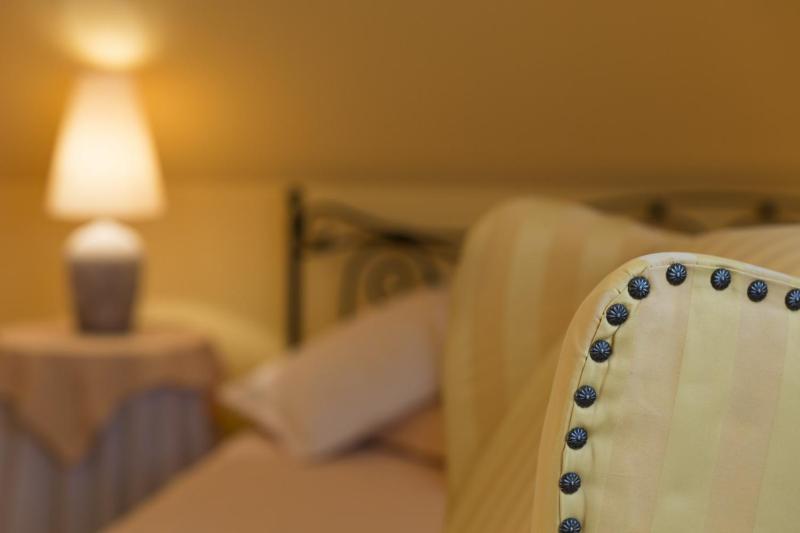 Double Room with Private Bathroom image 3