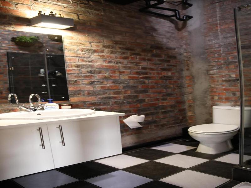 Luxury Apartment image 4