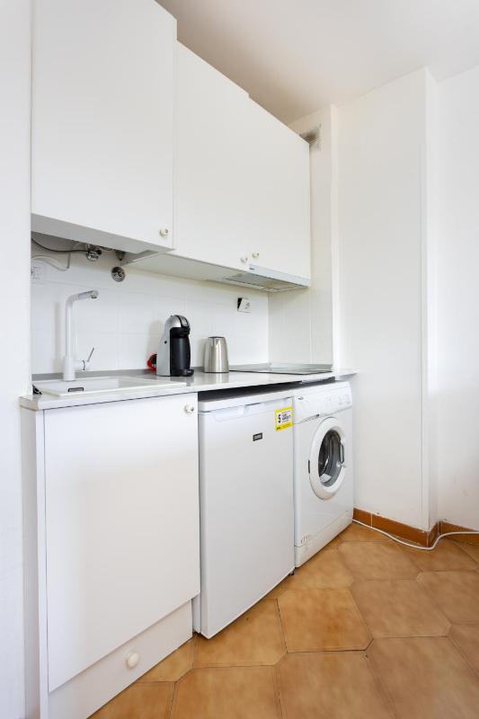 Seafront studio with beach view in the center of Los Cristianos - image 9
