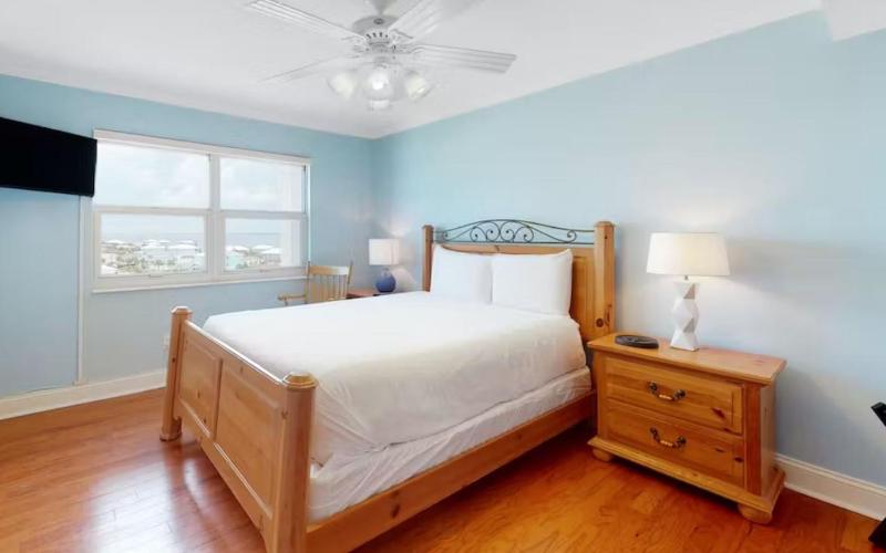 Regency Towers Unit 805W - image 11