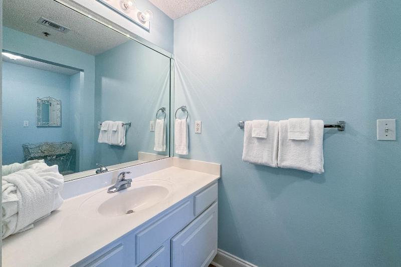 Palacio Unit 904 - image 35