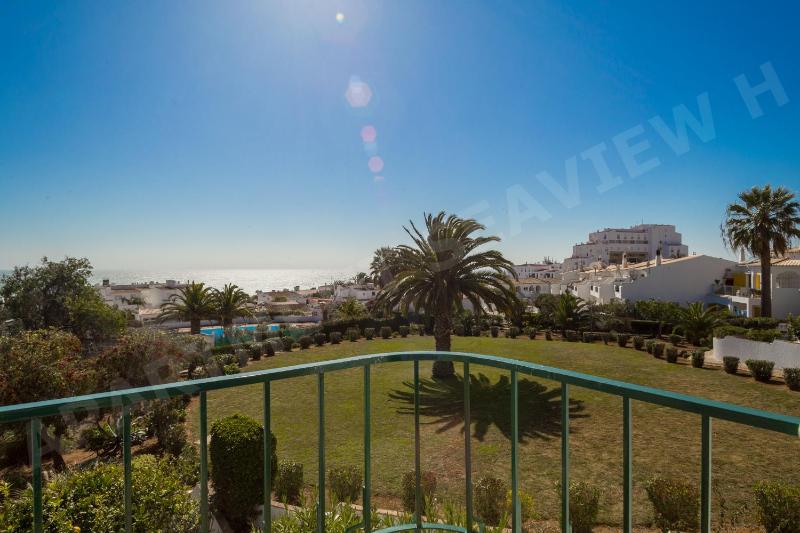 Seaview Apartment H - image 12