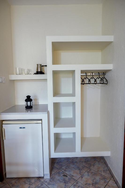 Standard Triple Room image 4