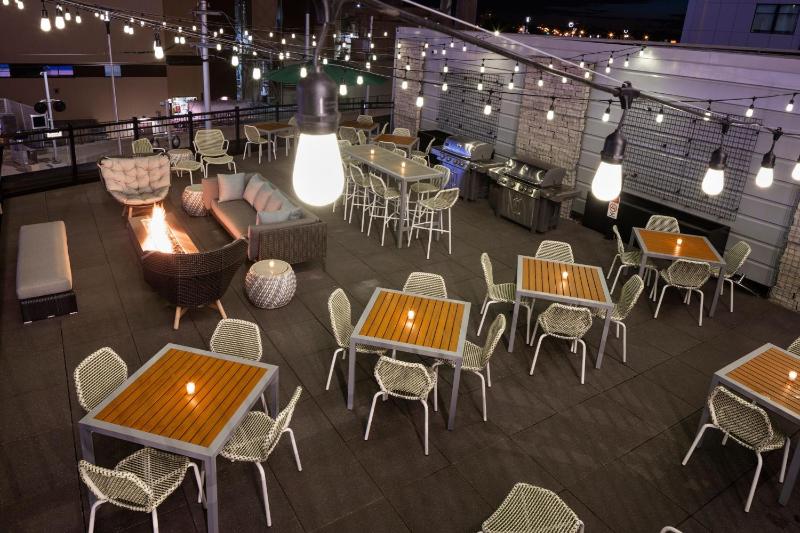 Element by Marriott Minneapolis Downtown - image 17