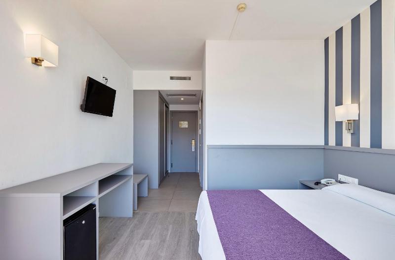 Single Room image 3