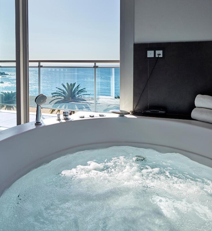 Hotel Surf Mar - image 14