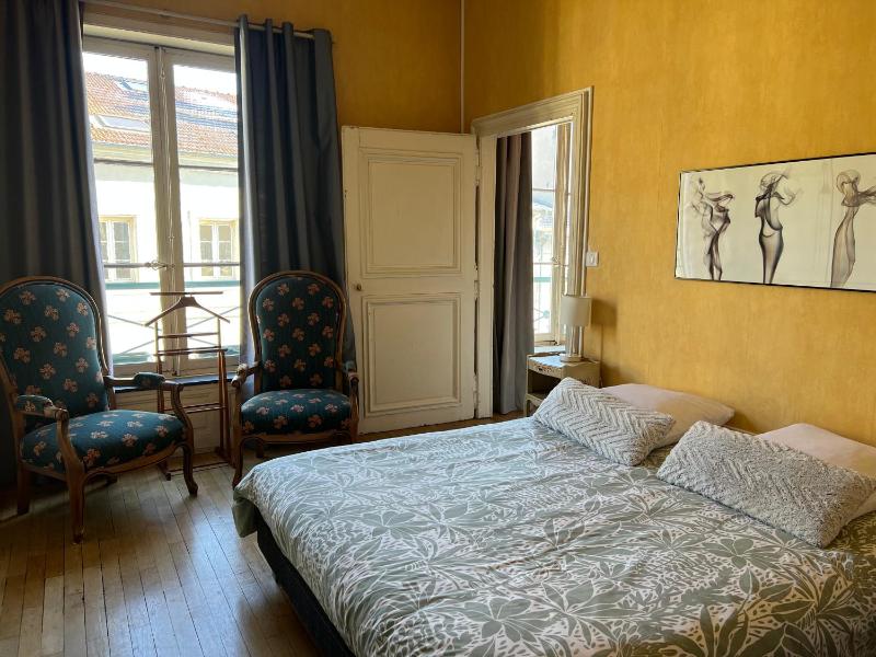 Apartment image 2