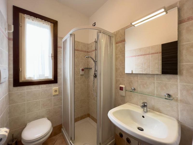Classic Double or Twin Room with Balcony image 1