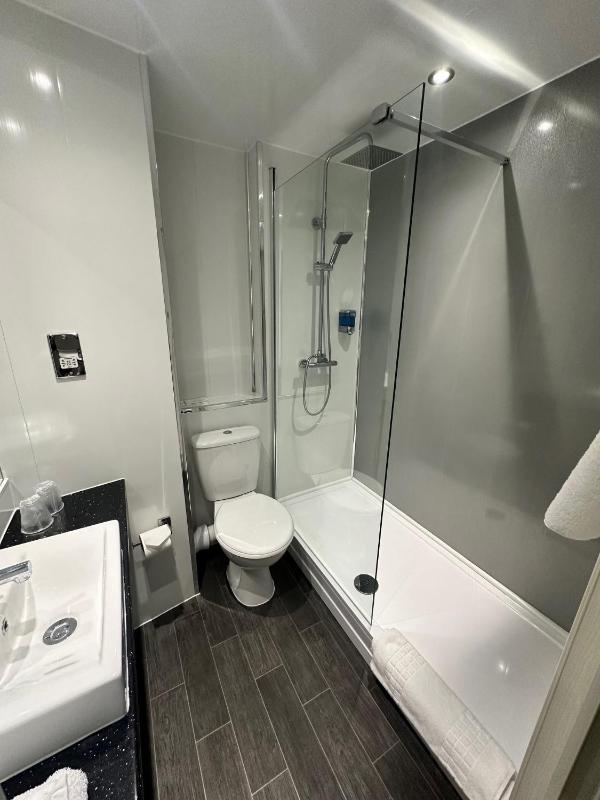 Executive Double Room image 2