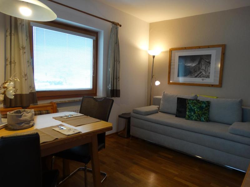 Apartment with Mountain View image 2
