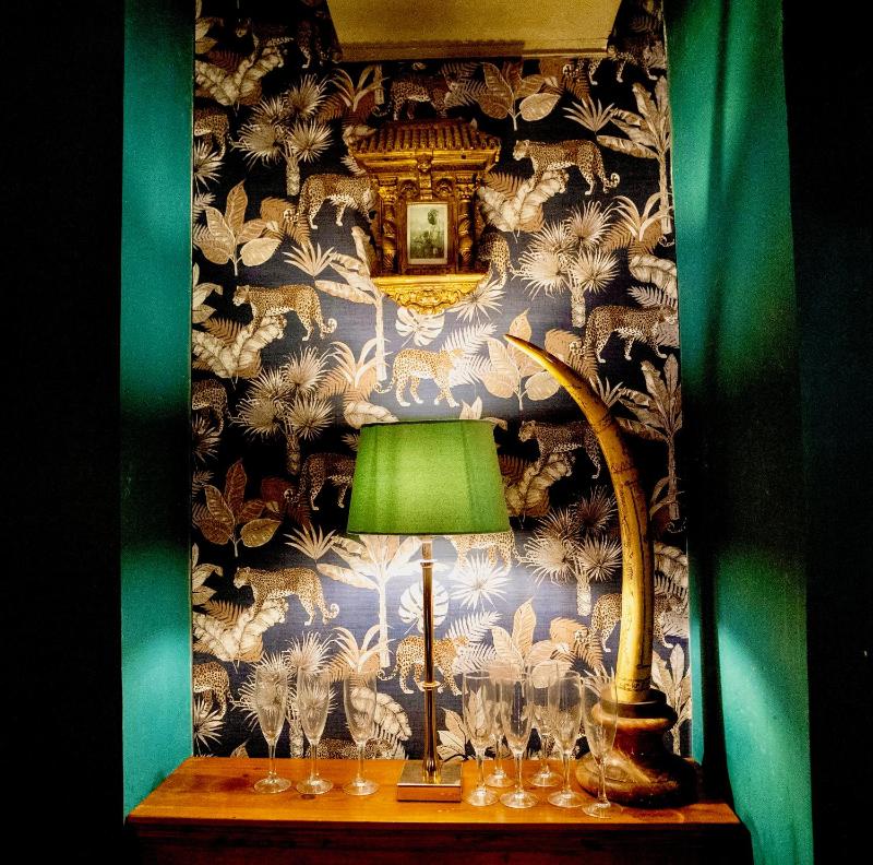 Hotel Lincoln Lounge - image 16