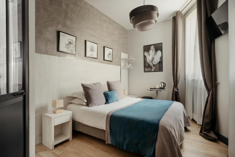 Double Room with Courtyard View image 1