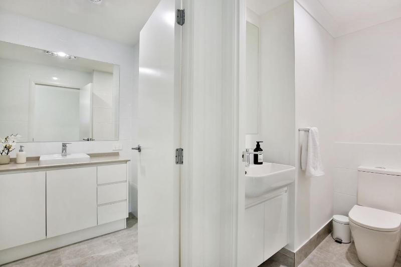 The Coast Beach - Pet Friendly - 2 Mins Walk to Bay - image 11