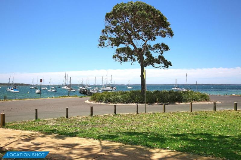 The Coast Beach - Pet Friendly - 2 Mins Walk to Bay - image 8