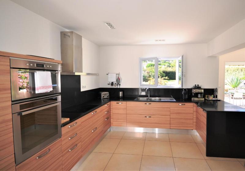 Exclusive Four-Bedroom Villa - Private Pool image 3