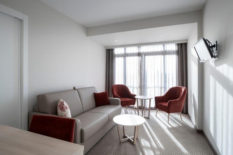Junior Suite (4 Adults) image 4