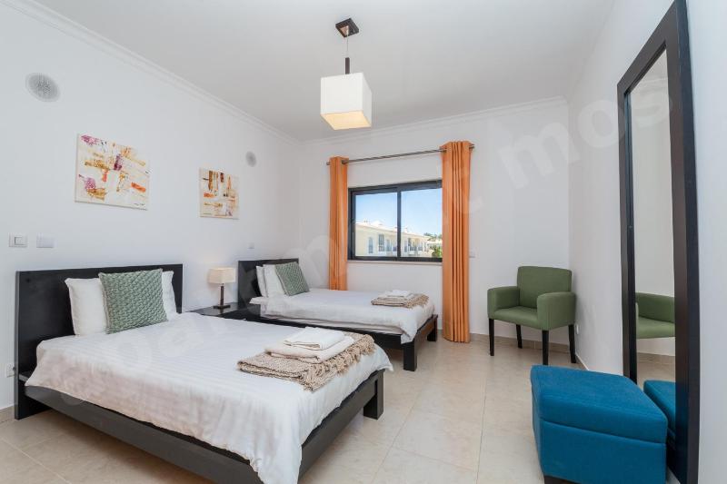 Apartment Mos - image 9