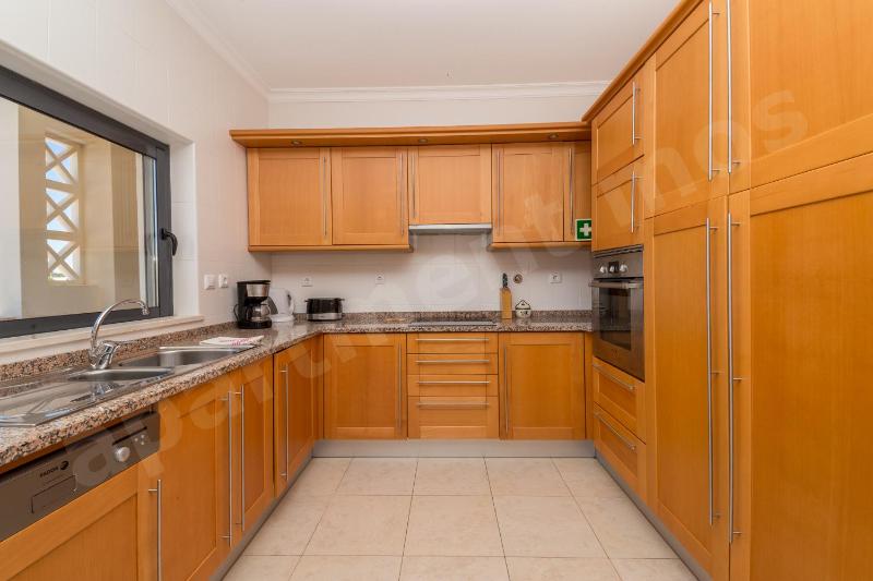 Apartment Mos - image 10