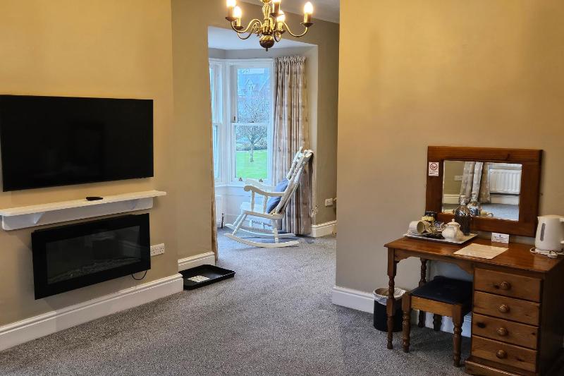 Superior Deluxe Double Room  image 3