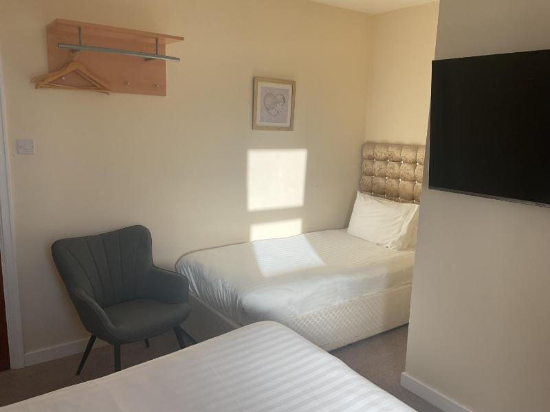 Triple Room image 4