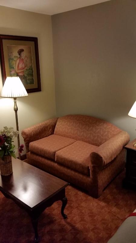 Standard King Room - Non-Smoking  image 4