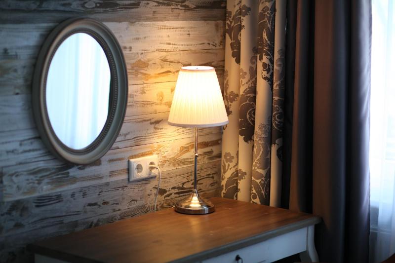 Single Room image 3