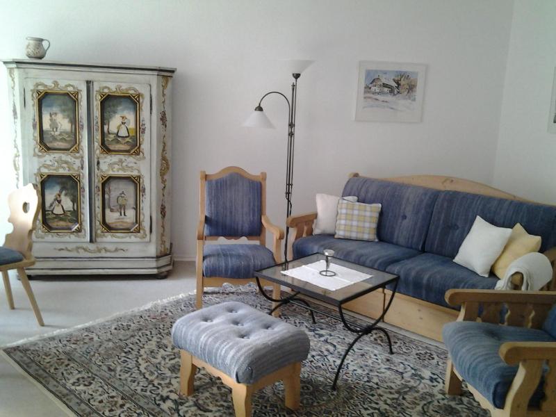 One-Bedroom Apartment image 4