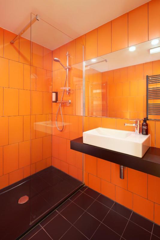 Standard Double Room image 3