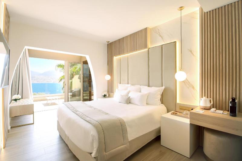 Luxury Terrace Room image 3