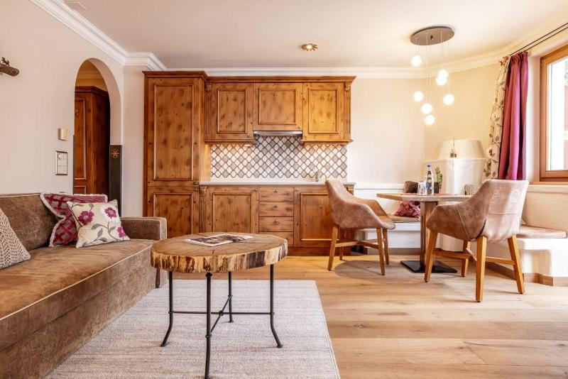 Junior Suite image 1