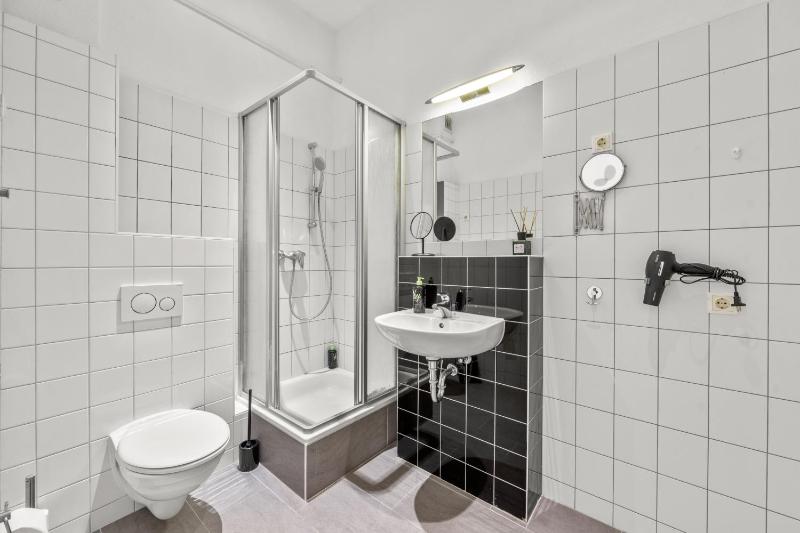 Superior Suite image 2