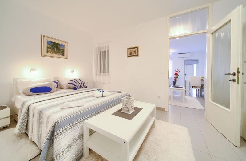 Apartments Škarpa - image 40