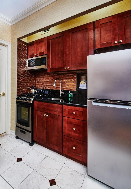 One-Bedroom Apartment image 1