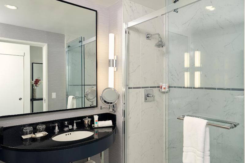 Loews Philadelphia Hotel - image 4