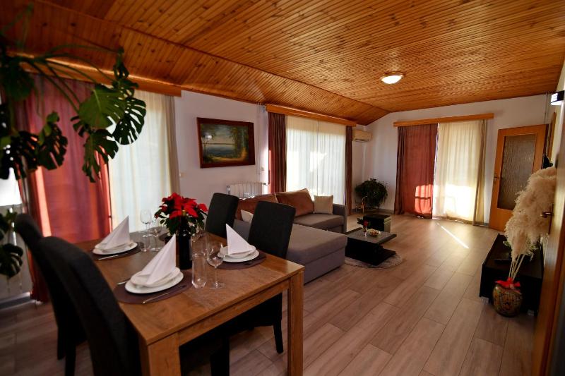Apartments Perić - image 12