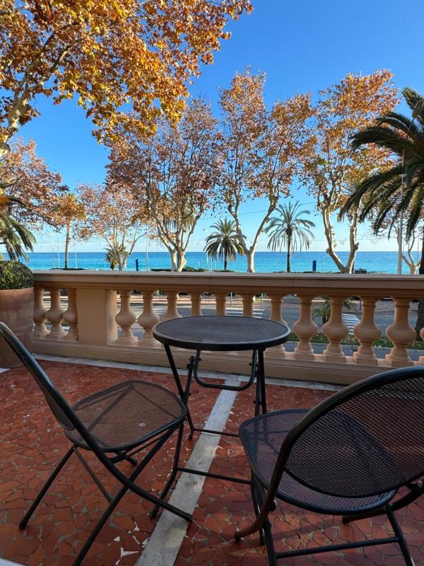 Superior Double Room with Terrace and Sea view  image 1