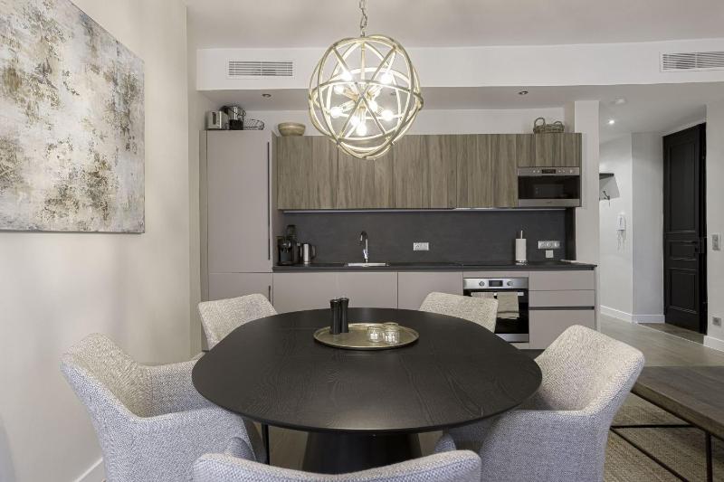 Appartement De Luxe Meynadier by Halldis - image 15
