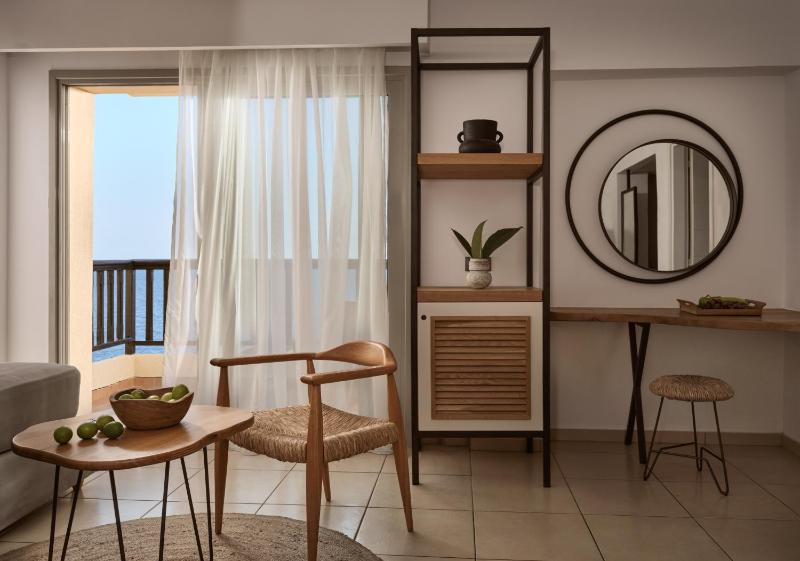 Lifestyle Suite with Sea View image 1