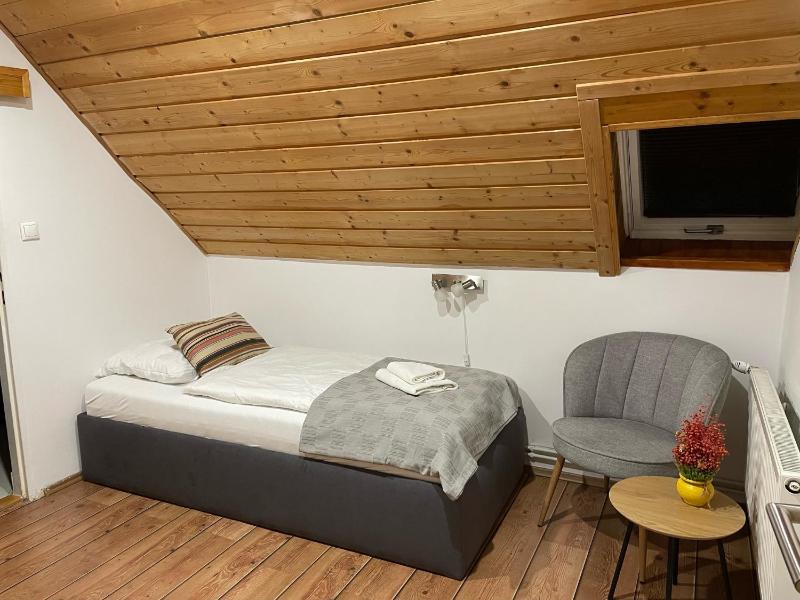 Single Room with Extra Bed image 1
