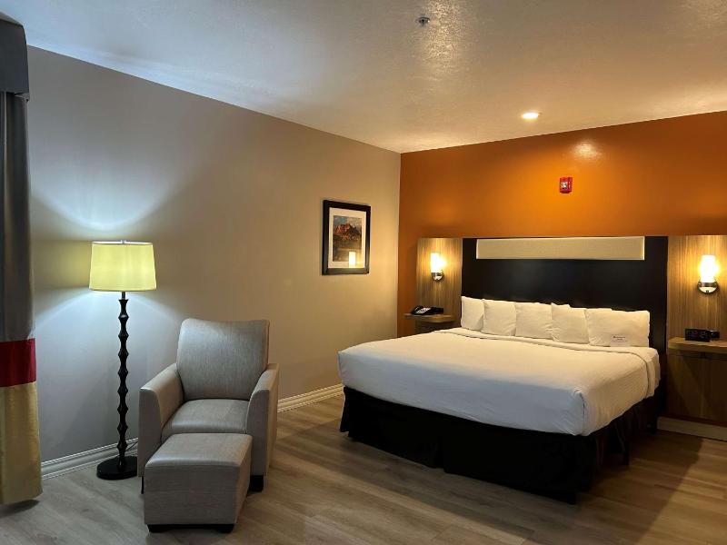 King Room - Disability Access image 1