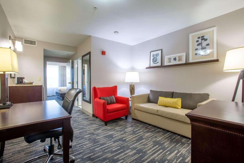 Country Inn & Suites by Radisson Tucson City Center AZ - image 7