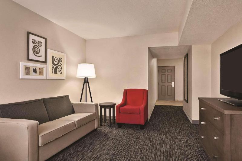 Country Inn & Suites by Radisson Tampa/Brandon FL - image 15