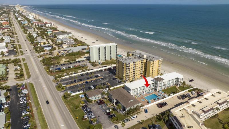 Coastal Waters 106 - A 11 Pool Side Retreat - image 25